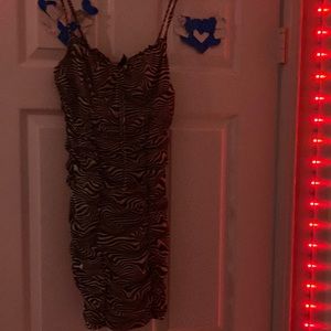 h&m dress size small